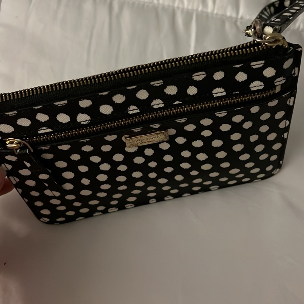 KATE SPADE WRISTLET - Picture 2 of 6